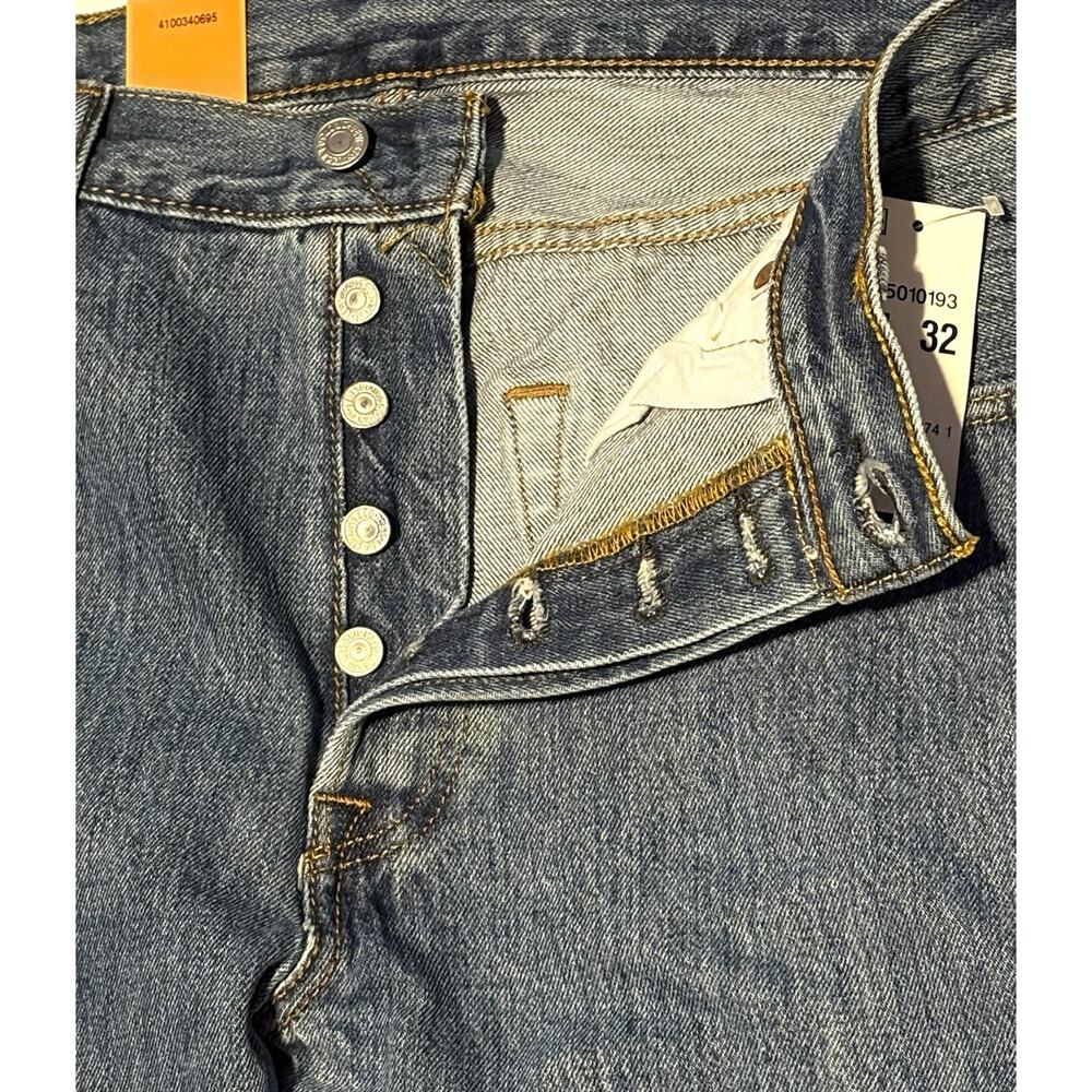 Levis 501 Original Fit Mens Straight Leg 34X32 BlueJeans Button Fly Medium Wash - Picture 5 of 11